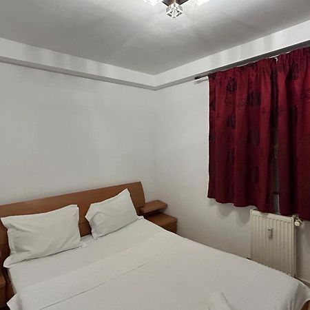Sleep & Go Parcare Gratuita Self Check-In Apartment Bukares Bagian luar foto